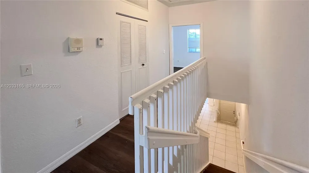 781 SW 148 AV #1513 Sunrise, FL 33325
