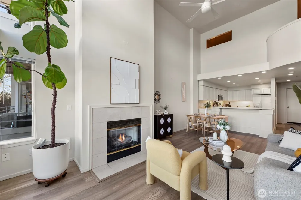 2400 8th Avenue #1S Seattle, WA 98109