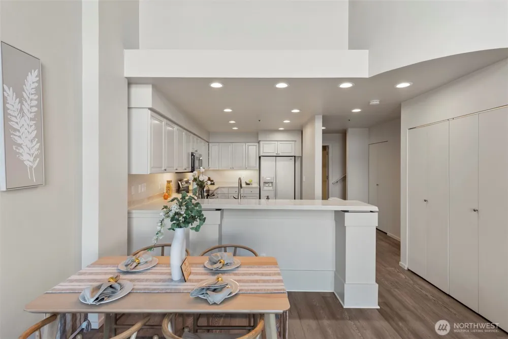 2400 8th Avenue #1S Seattle, WA 98109