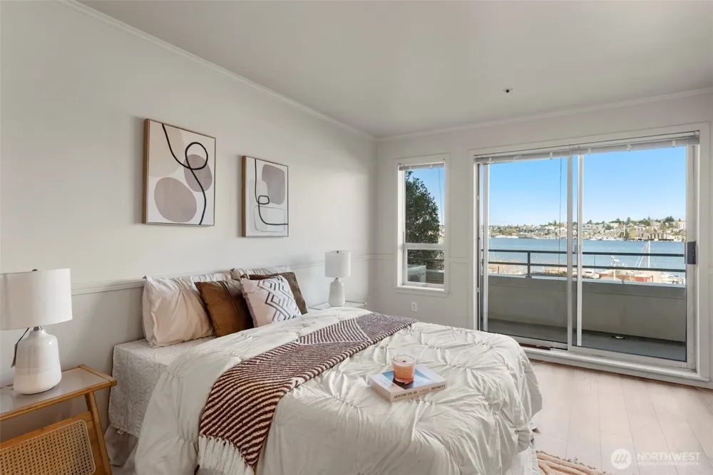 2400 8th Avenue #1S Seattle, WA 98109