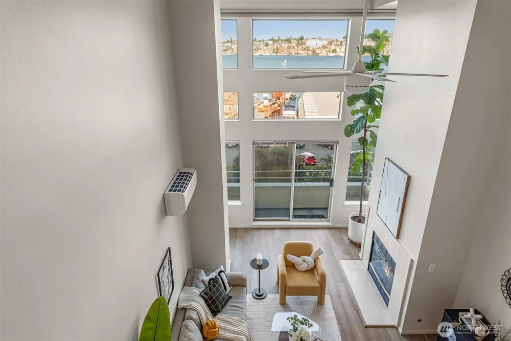 2400 8th Avenue #1S Seattle, WA 98109