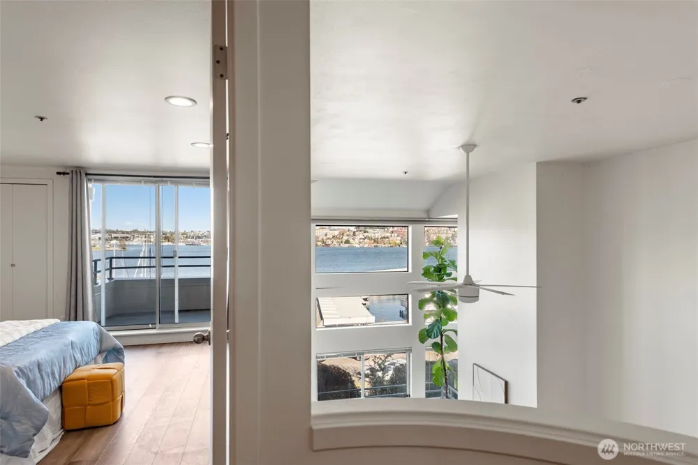 2400 8th Avenue #1S Seattle, WA 98109