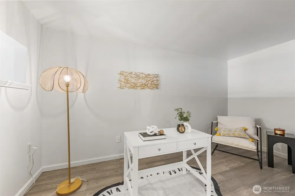 2400 8th Avenue #1S Seattle, WA 98109