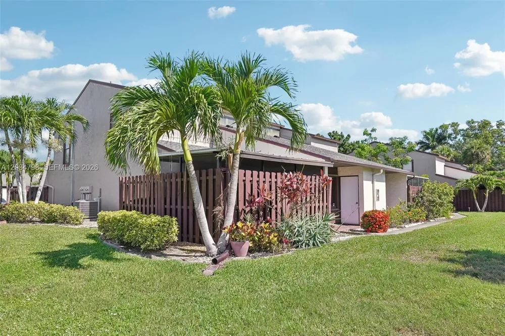 12939 Cherrydale Court Fort Myers, FL 33919