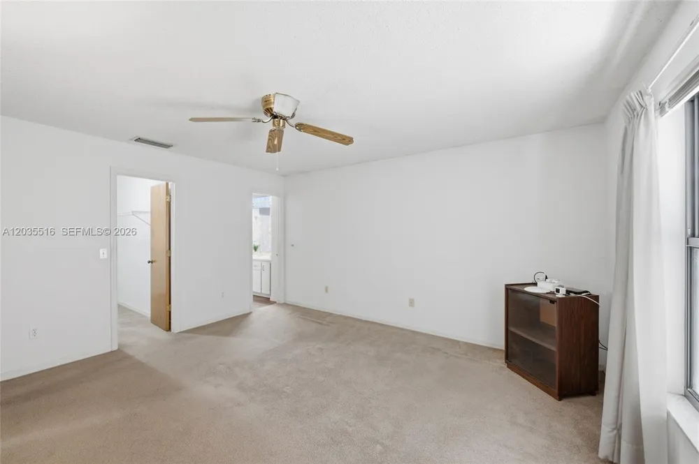 642 Nobles St Sebastian, FL 32958