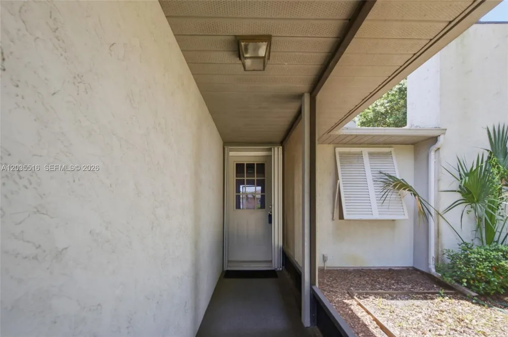 642 Nobles St Sebastian, FL 32958