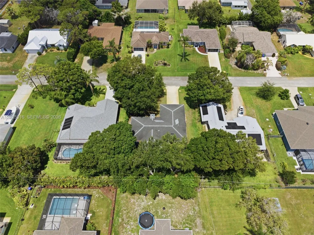 642 Nobles St Sebastian, FL 32958