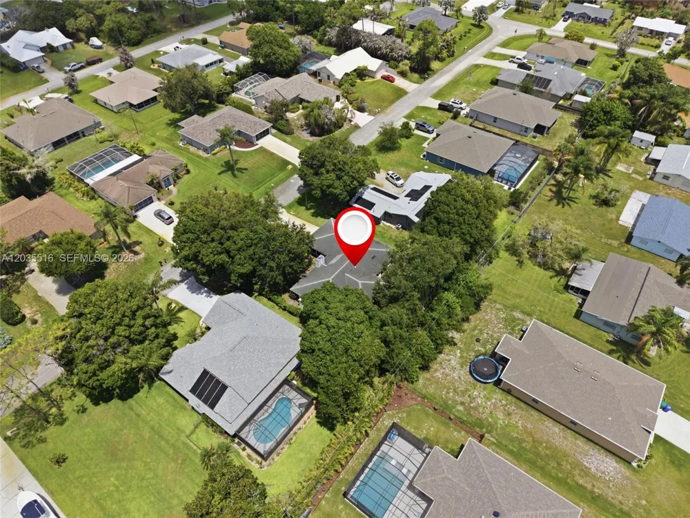 642 Nobles St Sebastian, FL 32958