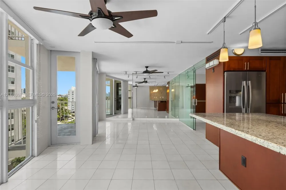 1228 West Ave #604 Miami Beach, FL 33139
