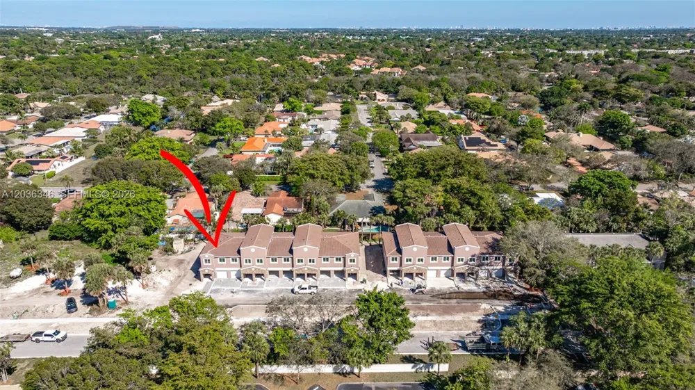 1555 NW 94TH Way Coral Springs, FL 33071