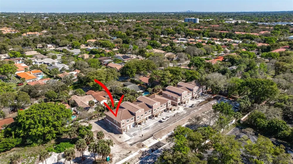 1555 NW 94TH Way Coral Springs, FL 33071
