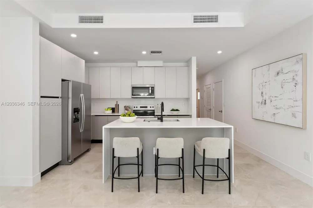 1555 NW 94TH Way Coral Springs, FL 33071
