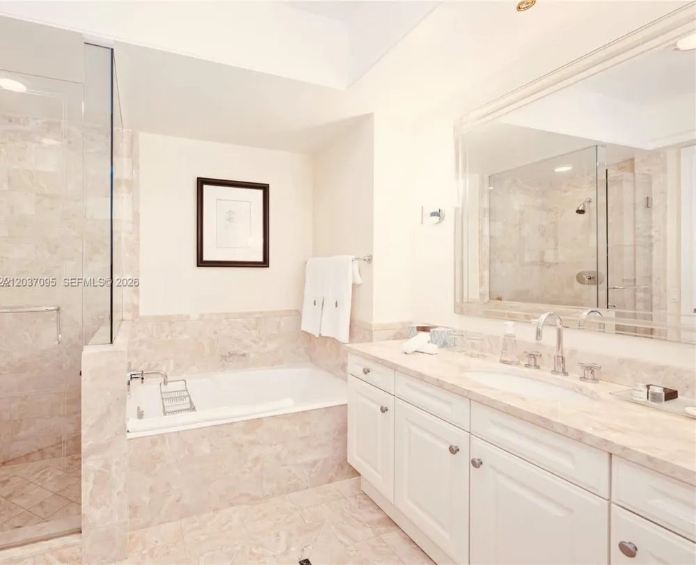 1435 Brickell Ave #3412 Miami, FL 33131