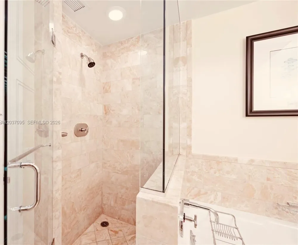 1435 Brickell Ave #3412 Miami, FL 33131