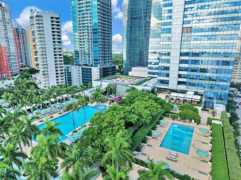 1435 Brickell Ave #3412 Miami, FL 33131