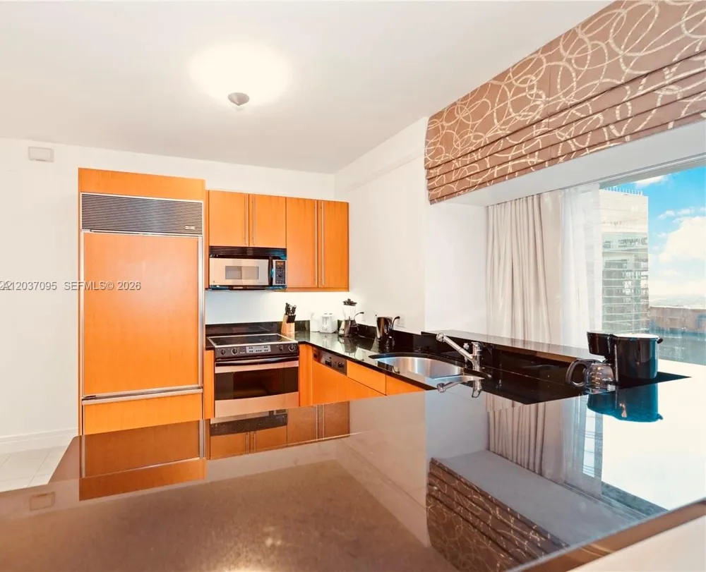 1435 Brickell Ave #3412 Miami, FL 33131
