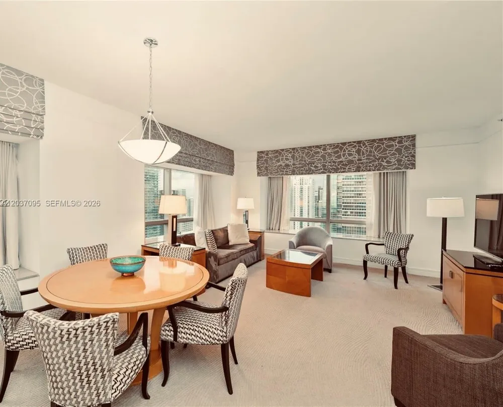1435 Brickell Ave #3412 Miami, FL 33131