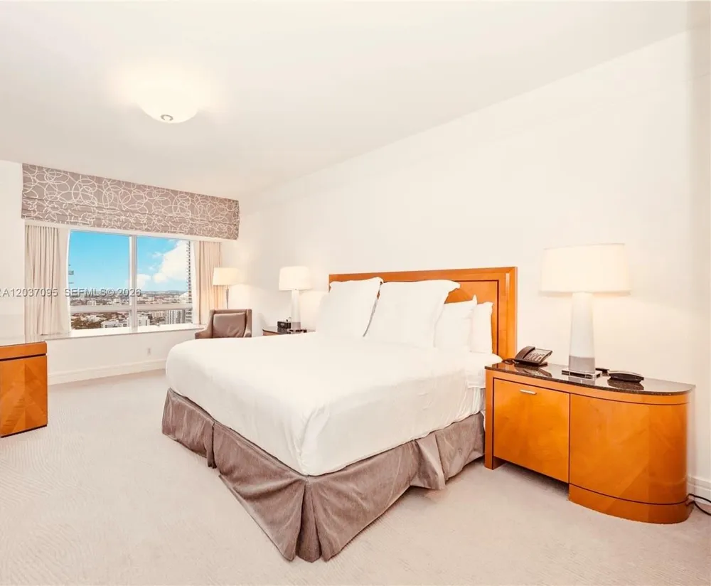 1435 Brickell Ave #3412 Miami, FL 33131