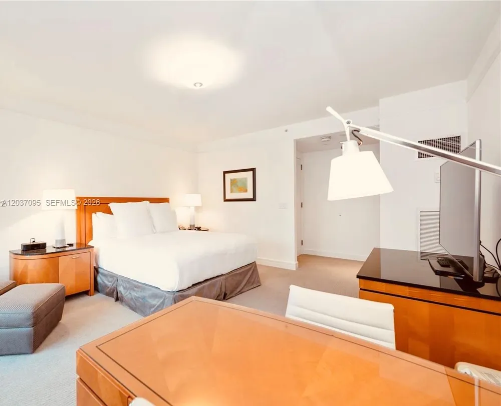 1435 Brickell Ave #3412 Miami, FL 33131