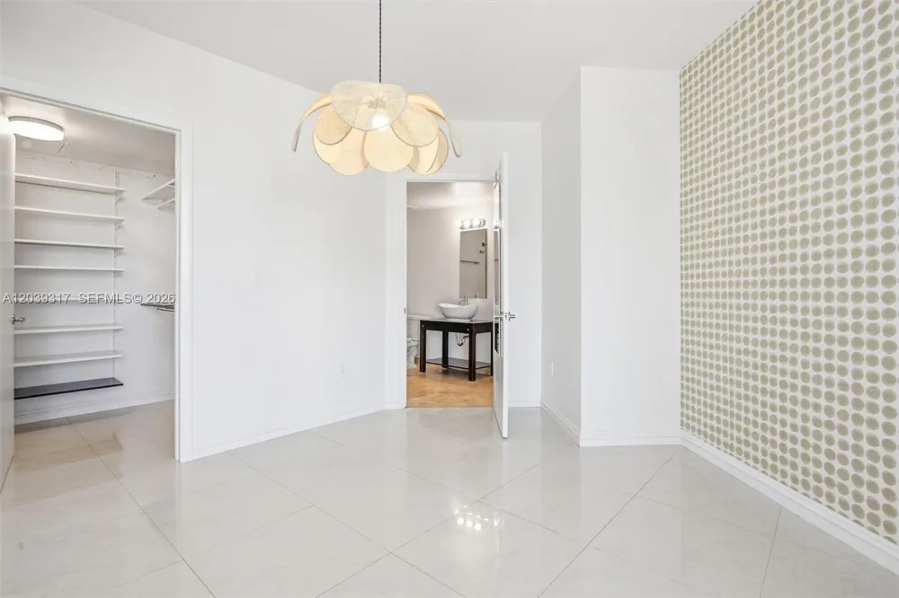 350 S Miami Ave #1903 Miami, FL 33130