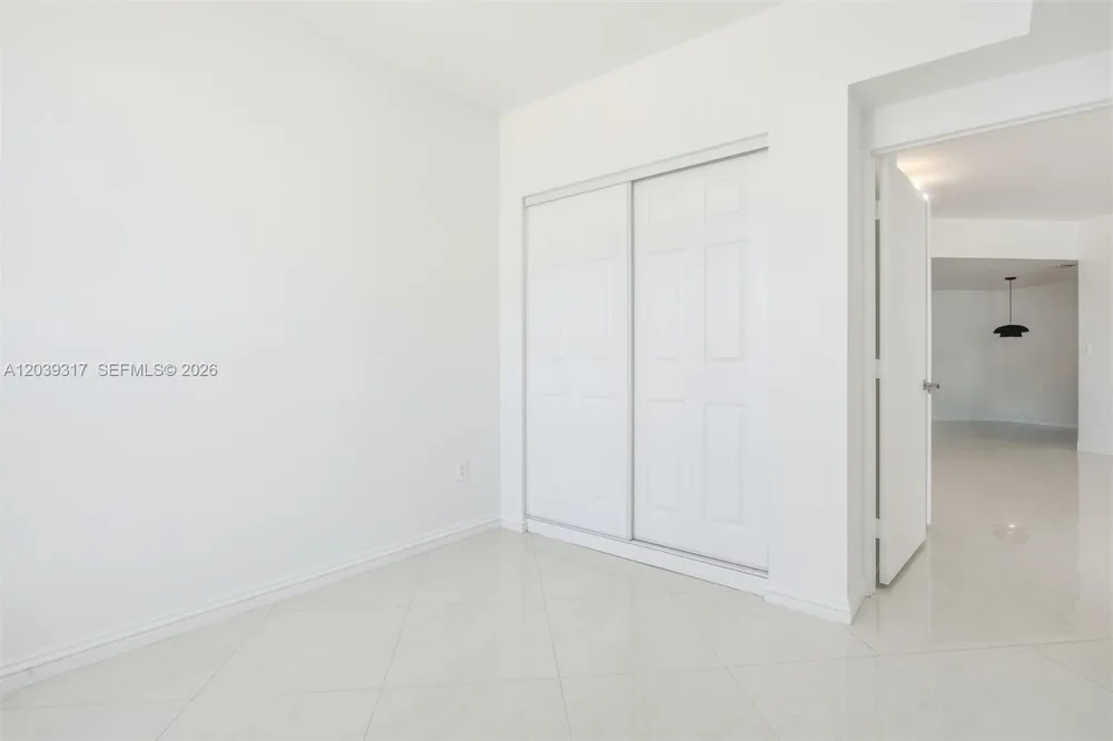 350 S Miami Ave #1903 Miami, FL 33130