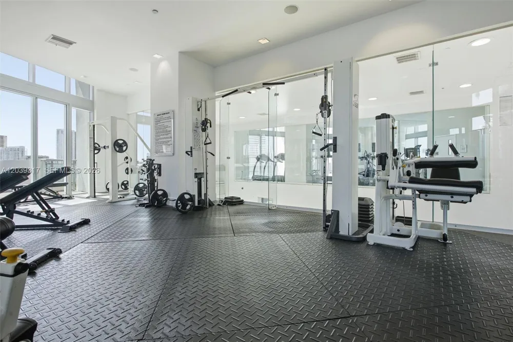 350 S Miami Ave #1903 Miami, FL 33130