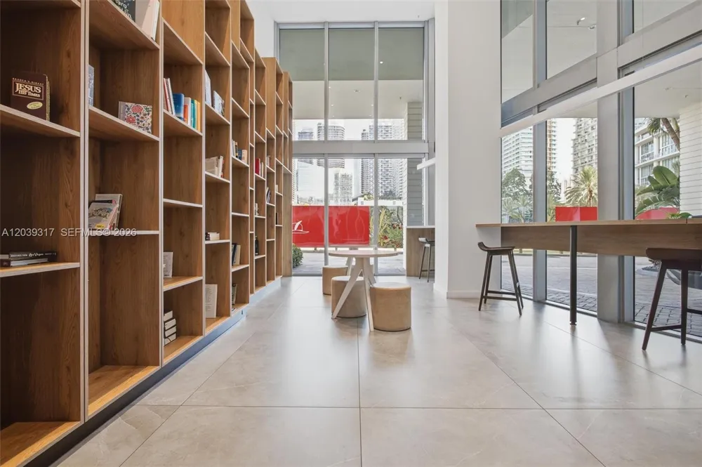 350 S Miami Ave #1903 Miami, FL 33130