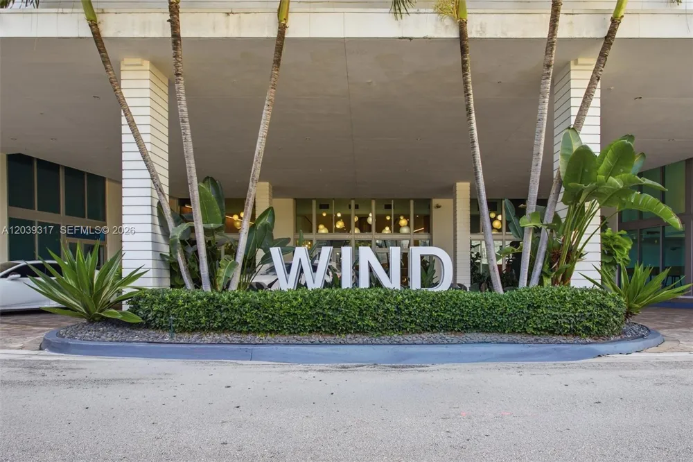 350 S Miami Ave #1903 Miami, FL 33130