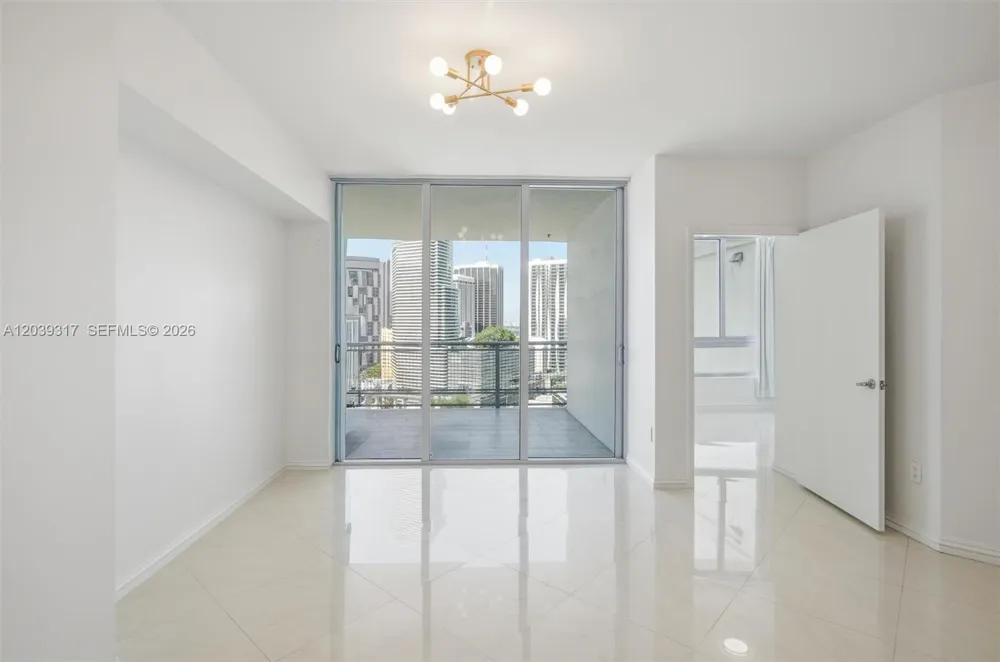 350 S Miami Ave #1903 Miami, FL 33130