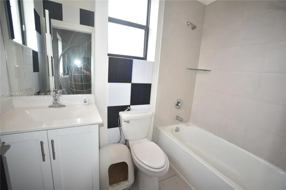 21404 NE 3rd Path Miami, FL 33179
