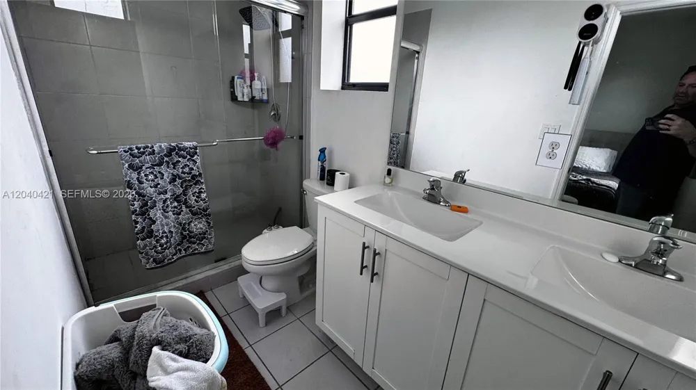 21404 NE 3rd Path Miami, FL 33179