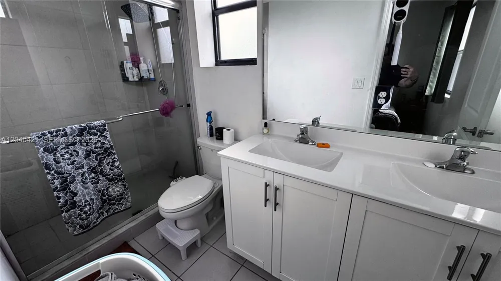 21404 NE 3rd Path Miami, FL 33179