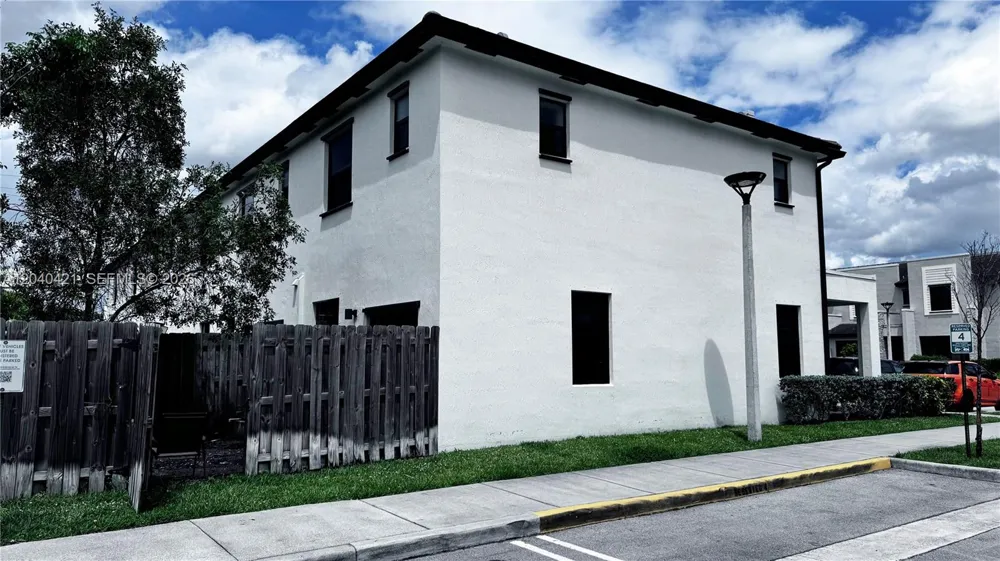 21404 NE 3rd Path Miami, FL 33179