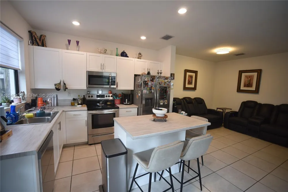 21404 NE 3rd Path Miami, FL 33179