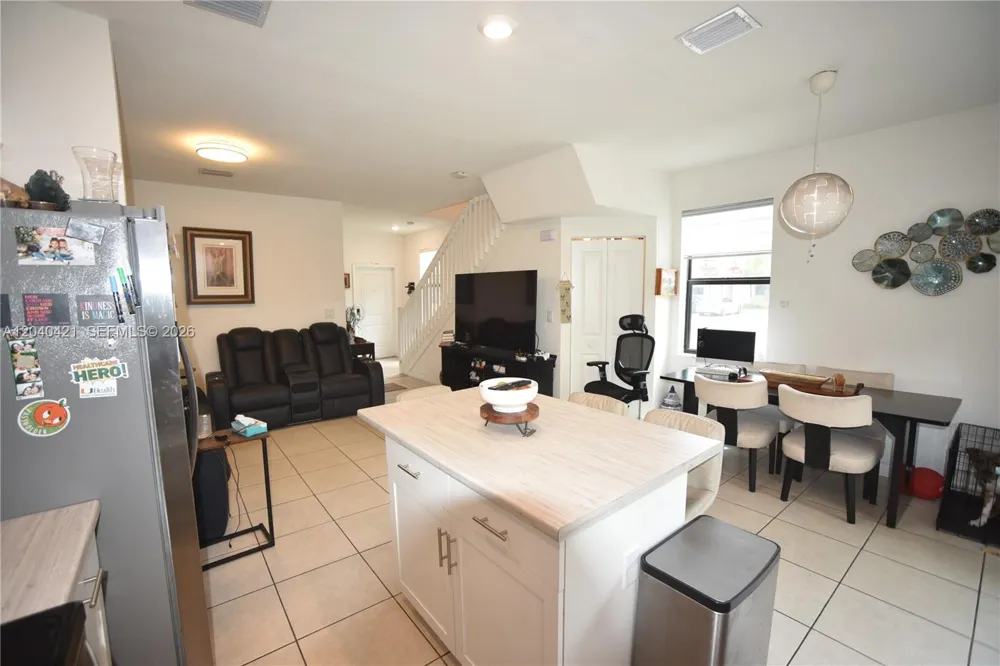 21404 NE 3rd Path Miami, FL 33179