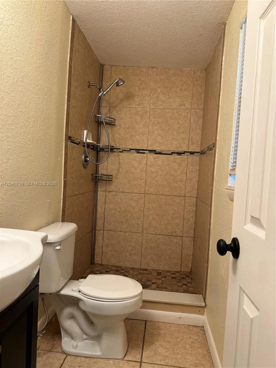 9410 Gilchrist ct Jacksonville, FL 32219