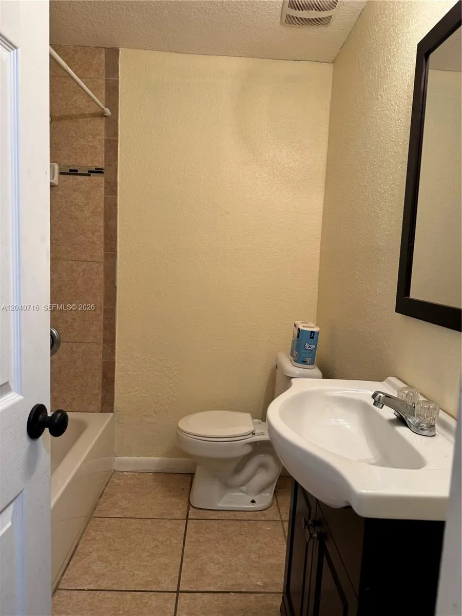9410 Gilchrist ct Jacksonville, FL 32219