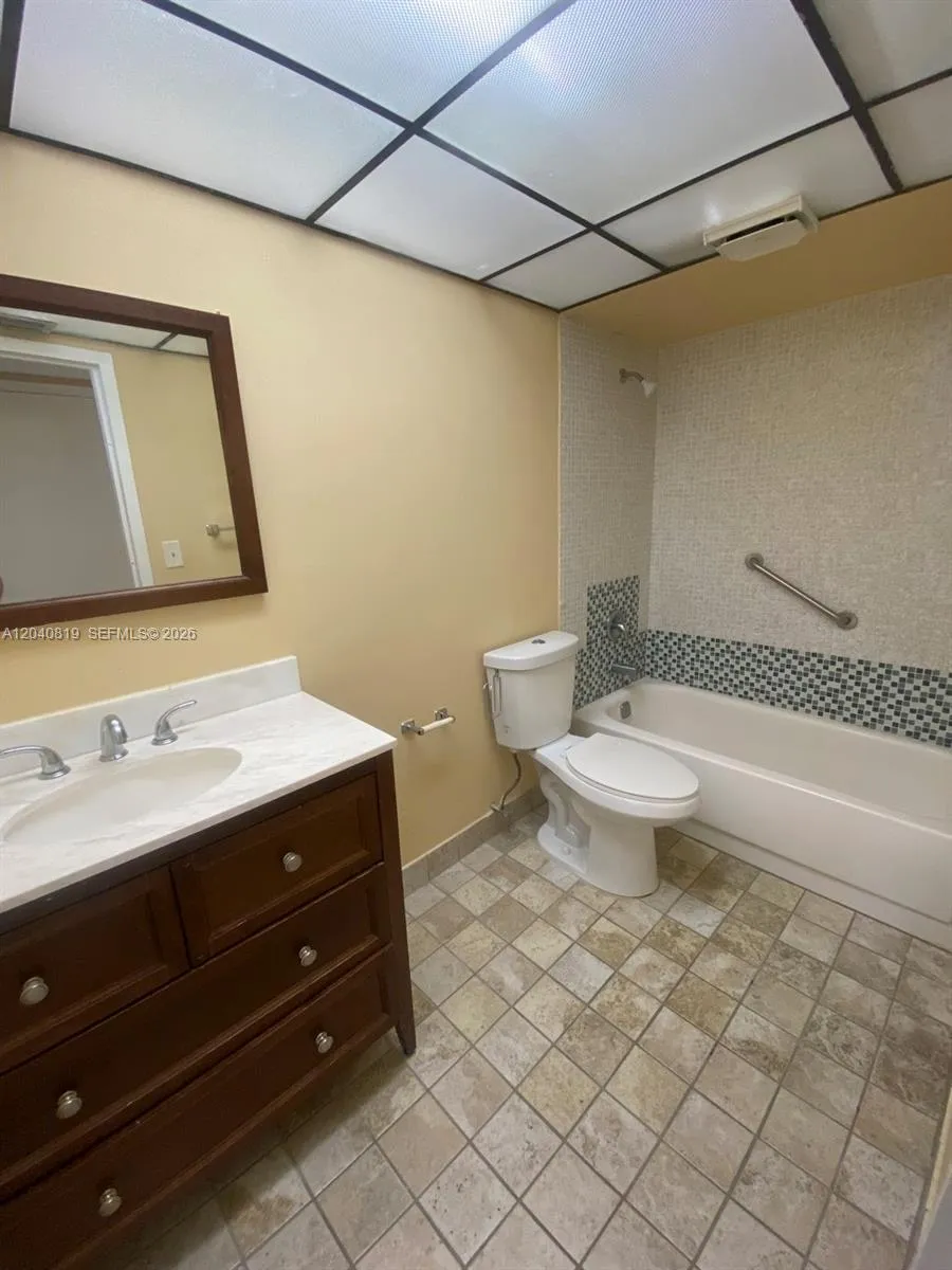 1810 SW 81st Ave #2311 North Lauderdale, FL 33068