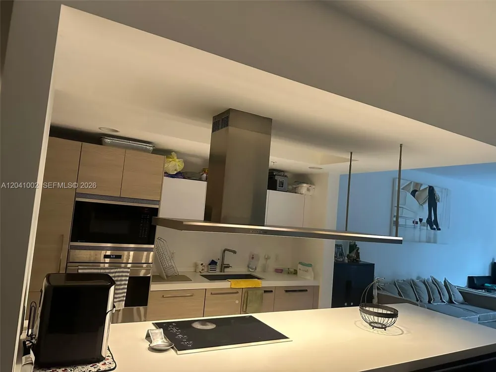 17301 Biscayne Blvd #206 North Miami Beach, FL 33160