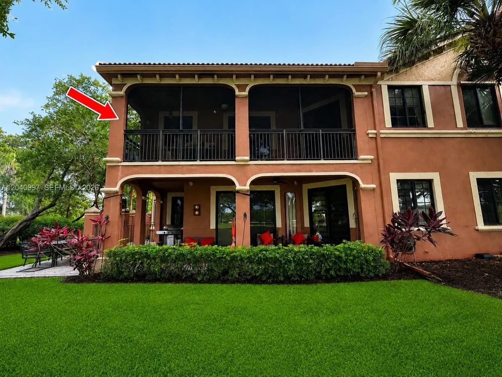 2767 Kinsington Cir #8-4 Weston, FL 33332