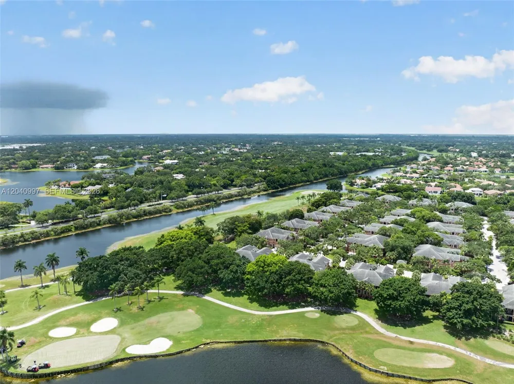2767 Kinsington Cir #8-4 Weston, FL 33332