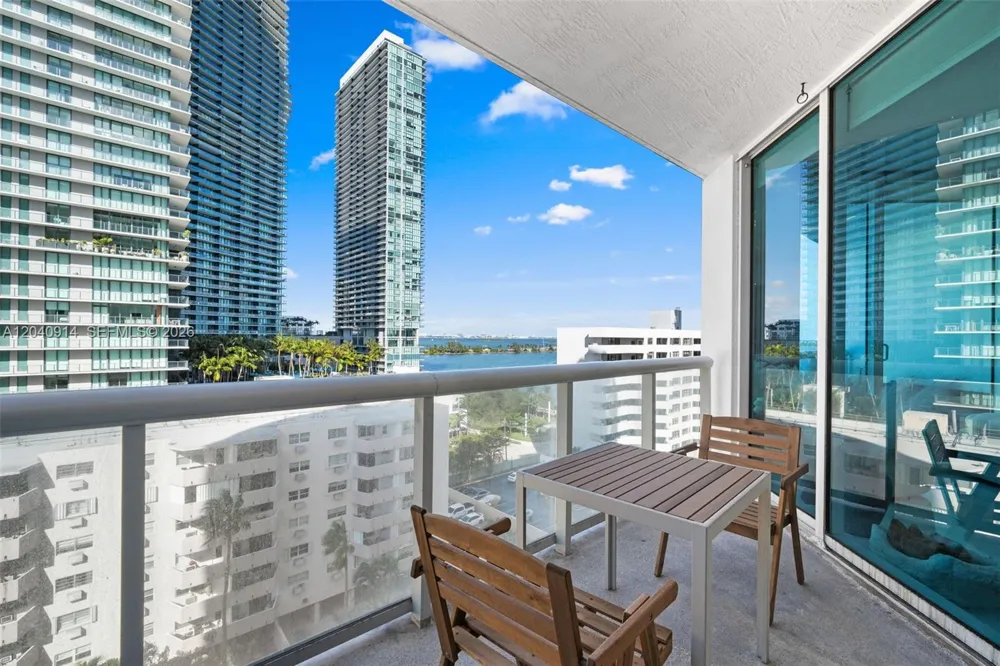 480 NE 30th St #904 Miami, FL 33137