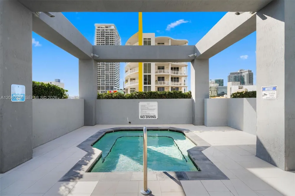 480 NE 30th St #904 Miami, FL 33137