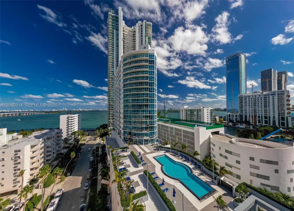 480 NE 30th St #904 Miami, FL 33137