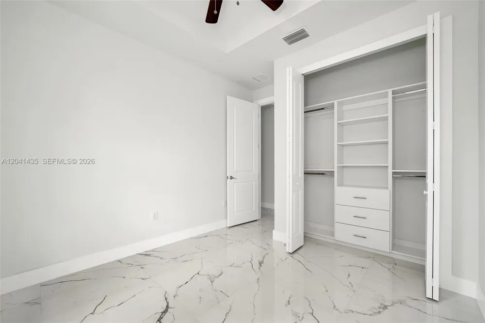 3207 E 10th ST Lehigh Acres, FL 33972