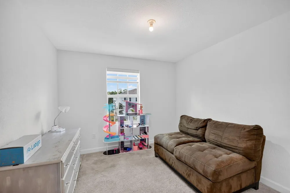 4326 Hammock Grove Drive Lake Worth, FL 33467