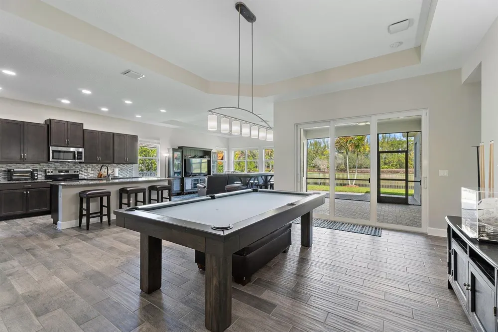 15955 Whippoorwill Circle Westlake, FL 33470