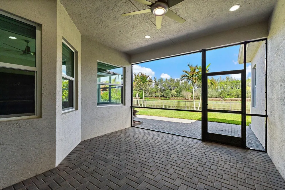 15955 Whippoorwill Circle Westlake, FL 33470