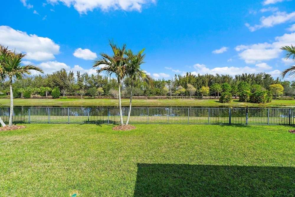 15955 Whippoorwill Circle Westlake, FL 33470