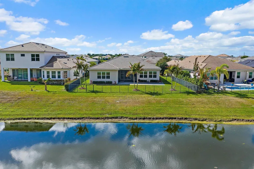 15955 Whippoorwill Circle Westlake, FL 33470